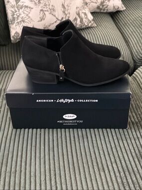 Dr. Scholl's Black Suede Ankle Booties with Side Zip